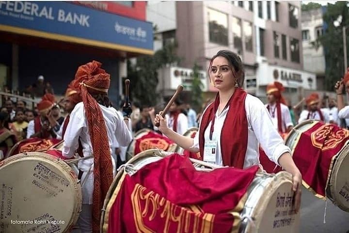 Nasik band performing